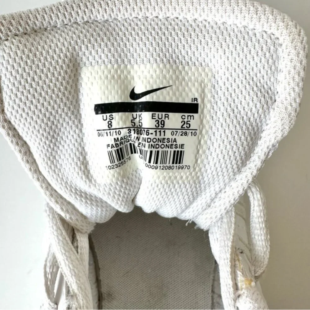 Nike Musique III Woman Sneakers White Leather Sneakers US 8 - Picture 3 of 11